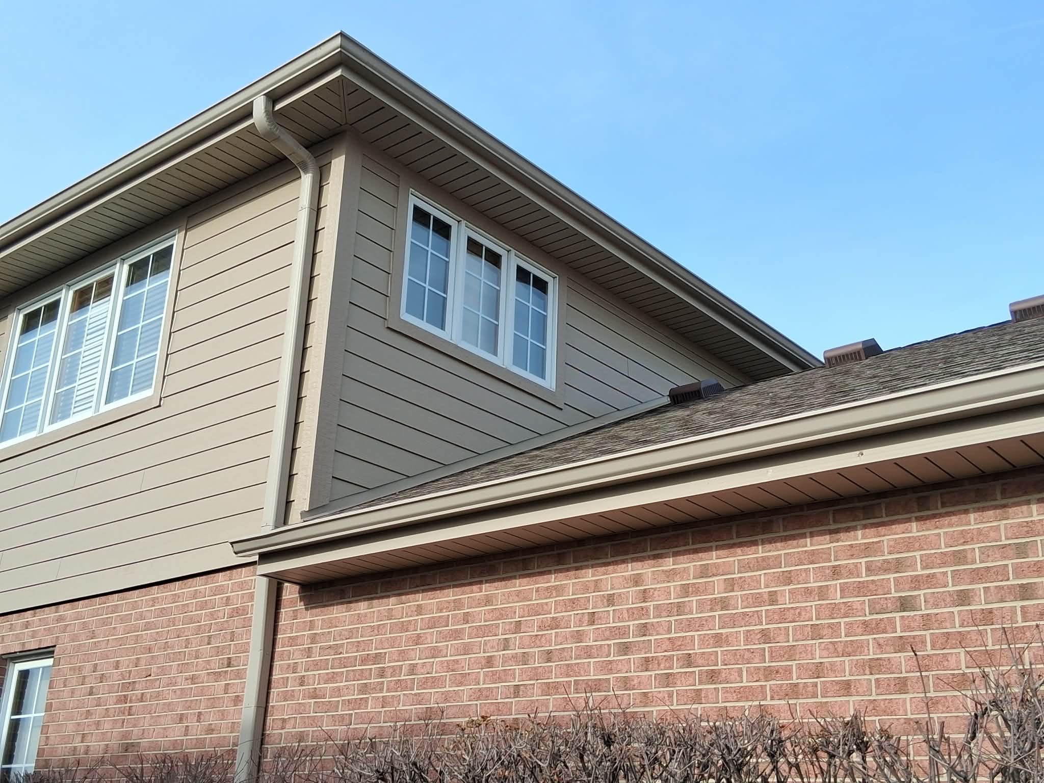 Completed James Hardie siding installation in Lemont IL